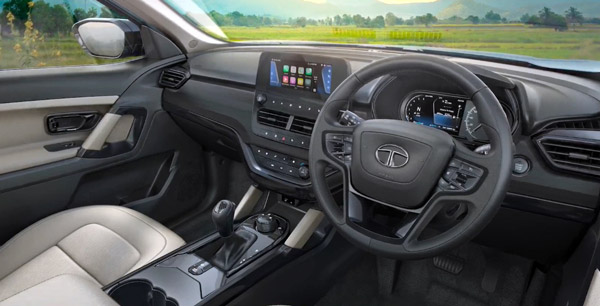 अब Tata Safari के हर वैरिएंट में मिलेगा Tropical Mist बॉडी शेड, पहले सिर्फ एडवेंचर एडिशन में था उपलब्ध