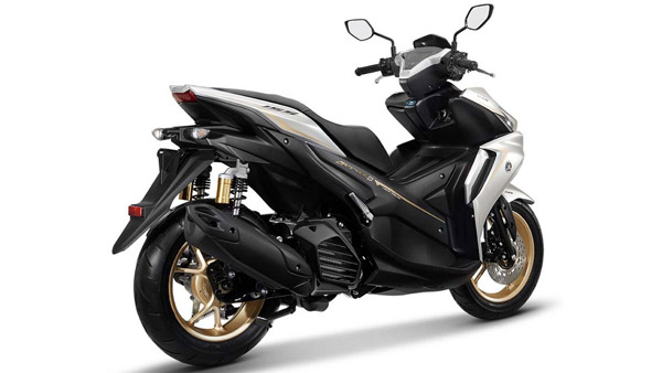 Yamaha R15 V3 का जल्द आने वाला है नया वर्जन, एक नए नाम के साथ होगी बाजार में लॉन्च, जानें