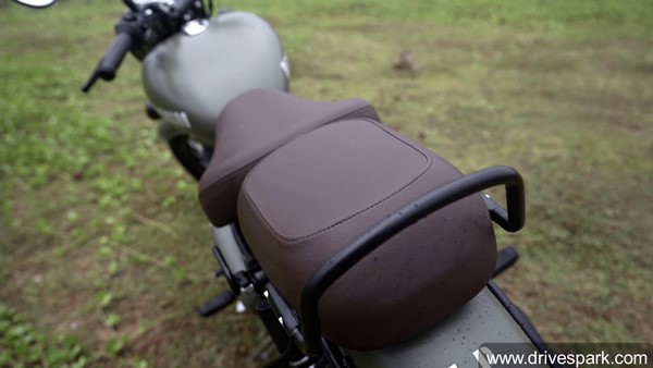 2021 Royal Enfield Classic 350 की एक्सेसरीज का हुआ खुलासा, जानें कैसे बना सकते हैं बेहतर