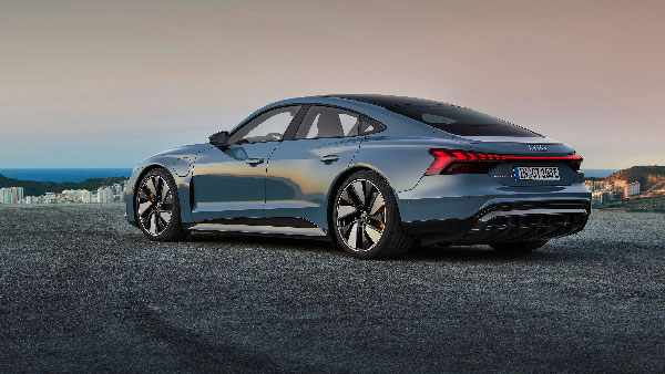 Audi e-Tron GT सेडान की बुकिंग आज से हुए शूरू, कंपनी जल्द ही करने वाली है लॉन्च
