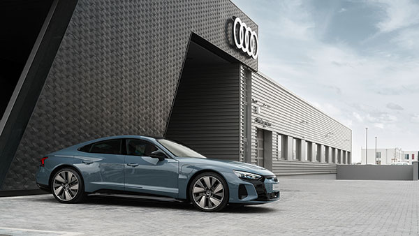 Audi e-Tron GT और RS e-Tron GT इलेक्ट्रिक सेडान भारतीय बाजार में हुईं लॉन्च, जानें कीमत और फीचर्स