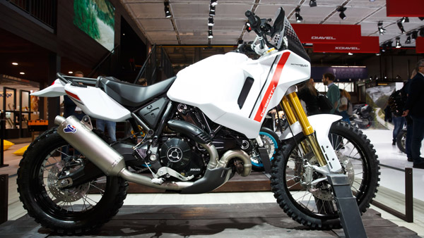 जल्द आ रही है Ducati की नई ऑफरोड बाइक DesertX, मिलते हैं दो फ्यूल टैंक और कई नए फीचर्स