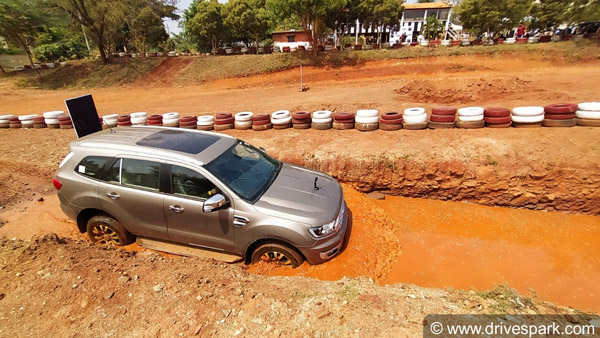 Ford ने उत्पादन बंद करने से पहले Endeavour को बचाने की थी कोशिश, नहीं हुई कामयाब