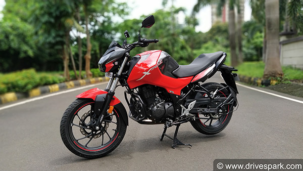 हीरो मोटोकाॅर्प ने हरियाणा सरकार को भेंट की Xtreme 160R बाइक और Destiny 125 स्कूटर