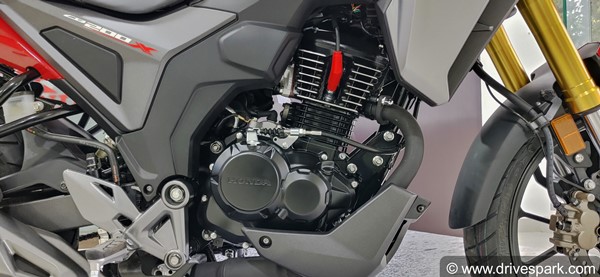 Honda CB200X फर्स्ट लुक रिव्यू: डिजाईन, फीचर्स, इंजन जानकारी