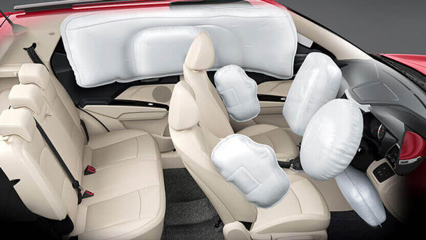 Mahindra XUV300 के W8(O) वैरिएंट से हटाया गया यह सेफ्टी फीचर, क्या अब रहेगी उतनी ही सुरक्षित?