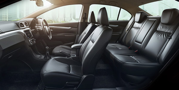 Maruti Suzuki Ciaz के भारतीय बाजार में बिके 3 लाख यूनिट्स, कंपनी के लिए बड़ी उपलब्धि