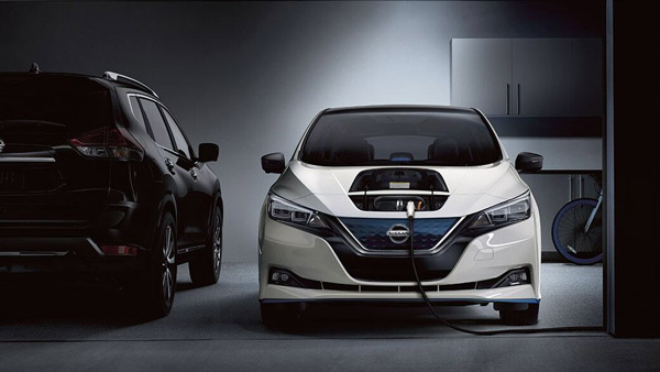 World EV Day पर Nissan India ने पूर्व क्रिकेट कप्तान Kapil Dev को Leaf EV की गिफ्ट
