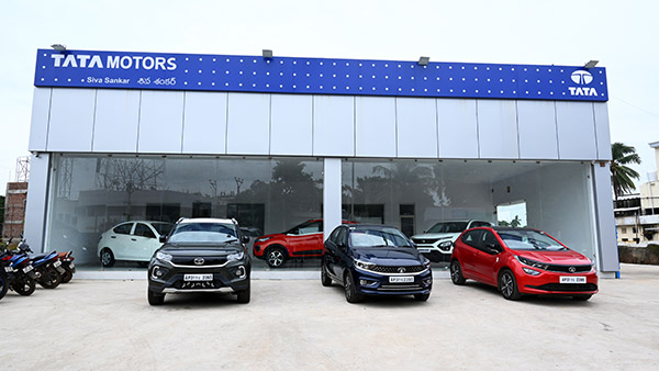 Tata Motors ने दक्षिण भारत में एक ही दिन में खोले 70 नए शोरूम, कंपनी के लिए एक बड़ी उपलब्धि