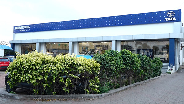 Tata Motors ने दक्षिण भारत में एक ही दिन में खोले 70 नए शोरूम, कंपनी के लिए एक बड़ी उपलब्धि
