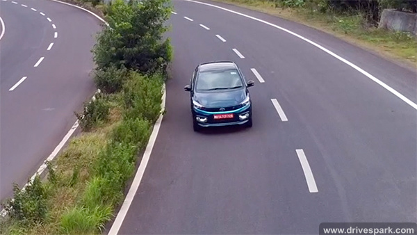 2021 Tata Tigor EV रिव्यू: रेंज, चार्जिंग, ड्राइविंग अनुभव, फीचर्स, वैरिएंट, डिजाईन जानकारी