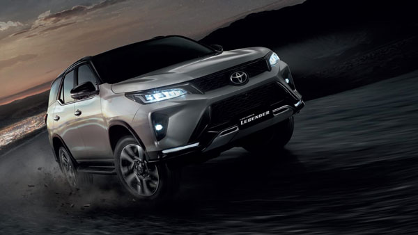 जल्द आने वाला है Toyota Fortuner Legender का 4-Wheel Drive वैरिएंट, जानें क्या हो सकती है कीमत