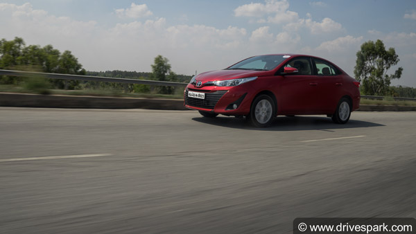 Toyota इस साल करेगी 300,000 कम कारों का उत्पादन, चिप की कमी बनी कारण