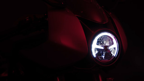 Triumph Speed Triple 1200 RR का नया वीडियो टीजर हुआ जारी, कंपनी जल्द करेगी खुलासा