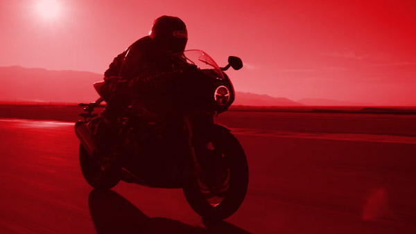 Triumph Speed Triple 1200 RR का नया वीडियो टीजर हुआ जारी, कंपनी जल्द करेगी खुलासा
