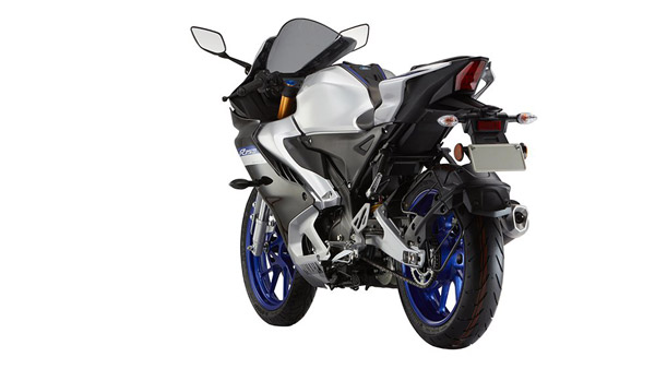 नई Yamaha R15 बाइक और Aerox मैक्सी स्कूटर भारत में लाॅन्च, जानें क्या है कीमत, फीचर्स और स्पेसिफिकेशन