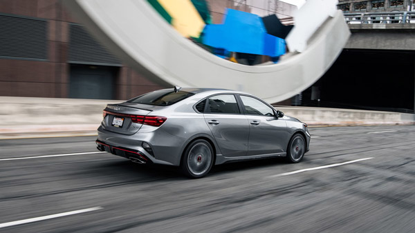 2022 Kia Forte कॉम्पैक्ट सेडान का हुआ खुलासा, जानें क्या भारत में होगी लॉन्च