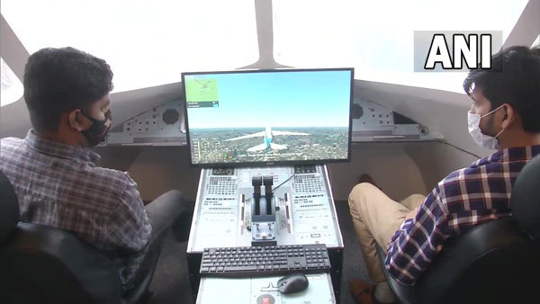 वडोदरा में खुला Airplane की थीम का रेस्टोरेंट, अंदर जाने के लिए लेना पड़ता है बोर्डिंग पास
