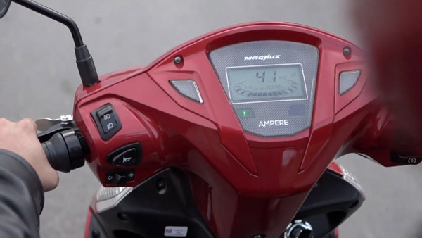 Ampere ने लॉन्च की अपनी नई लॉन्ग रेंज Magnus EX इलेक्ट्रिक स्कूटर, देती है 121 किमी की रेंज