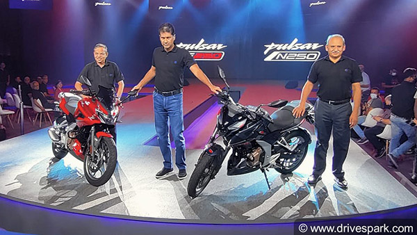 Bajaj Pulsar 250 भारत में 1.38 लाख रुपये में हुई लॉन्च, जानें फीचर्स, वैरिएंट, इंजन जानकारी