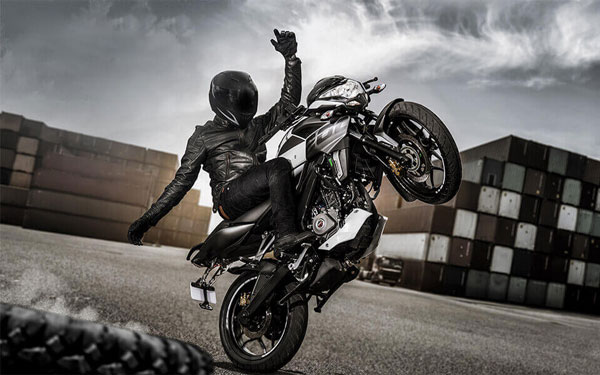 नई-जनरेशन Bajaj Pulsar में मिलने वाले इन 5 फीचर्स की हुई पुष्टि, 28 अक्टूबर को होने वाली लॉन्च