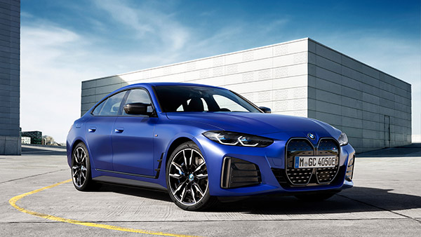 BMW i4 इलेक्ट्रिक सेडान का उत्पादन हुआ शुरू, देखें तस्वीरें