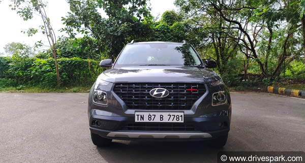 Hyundai Venue के फेसलिफ्ट वर्जन पर चल रहा काम, अगले साल हो सकती है लॉन्च
