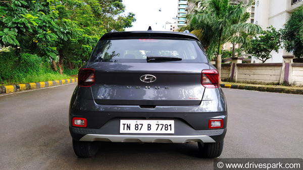 Hyundai Venue के फेसलिफ्ट वर्जन पर चल रहा काम, अगले साल हो सकती है लॉन्च