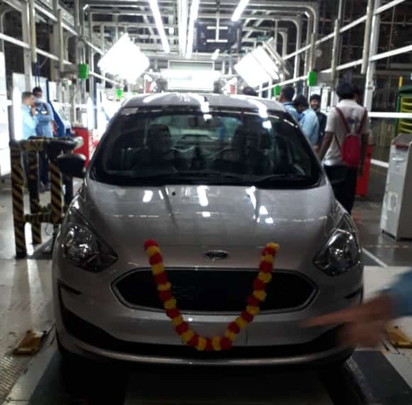 Ford ने साणंद प्लांट में किया आखिरी कार का उत्पादन, प्लांट बंद करने की प्रक्रिया हुई शुरू