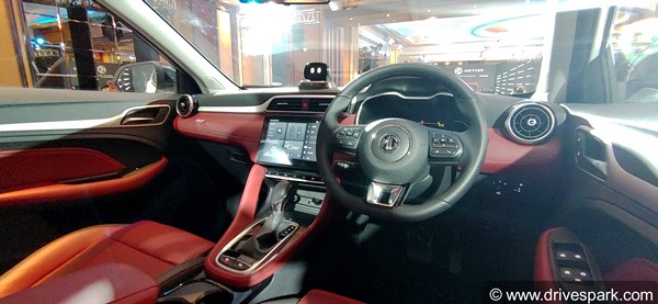 MG Astor इंटीरियर व फीचर्स