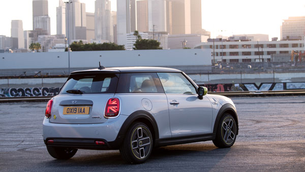 MINI Cooper SE की बुकिंग जल्द होने वाली है शुरू, अगले साल भारत में की जाएगी लॉन्च