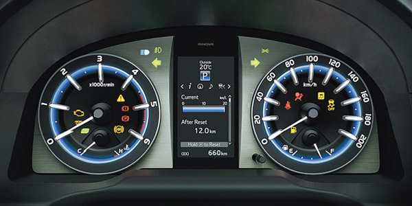 Toyota Innova Crysta लिमिटेड एडिशन हुई लाॅन्च, कीमत 17.18 लाख रुपये से शुरू
