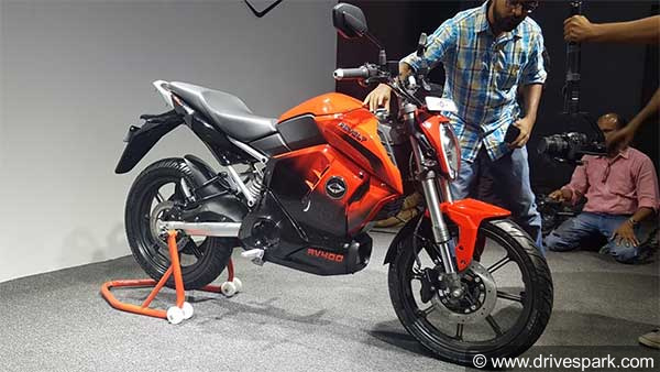 Revolt RV400 की बुकिंग कल 12 बजे से होगी शुरू, 70 शहरों से कर सकते हैं बुक