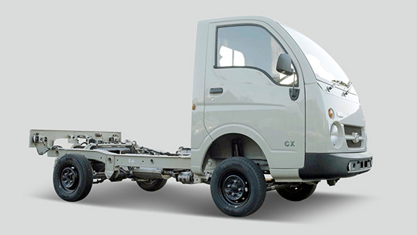 Tata Motors ने 21 नए कमर्शियल वाहनों को किया पेश, माइलेज और कम्फर्ट में हुआ सुधार