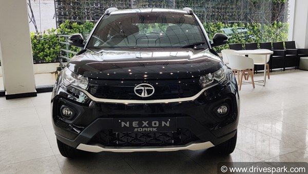Tata Nexon अब इस रंग में नहीं आएगी नजर, कुल 5 रंग विकल्प में ही उपलब्ध