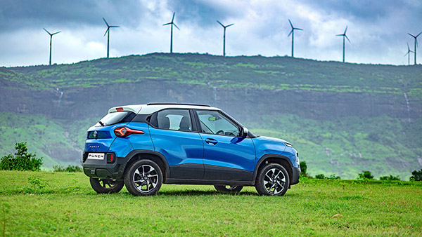 Tata Motors बना रही Ford के उत्पादन प्लांट खरीदने की योजना, कर्मचारियों को मिल सकती है राहत