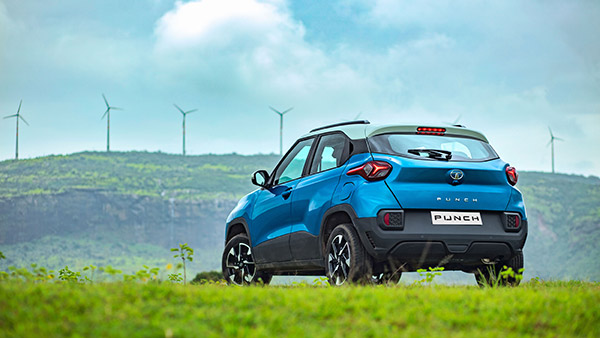 Tata Punch की कीमत में है कितना अंतर Tata Tiago, Nexon और Altroz से, जानें यहां
