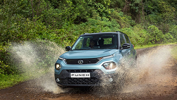 Tata Punch Pure बेस मॉडल खरीदने की सोच रहे है तो जानें कीमत, फीचर्स, इंटीरियर, इंजन