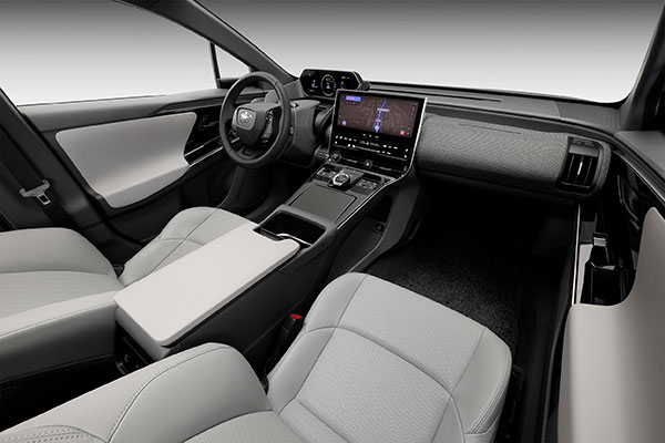 Toyota ने पेश की अपनी पहली ऑल-इलेक्ट्रिक bZX4 SUV, जानें क्या हैं फीचर्स और कितनी है रेंज