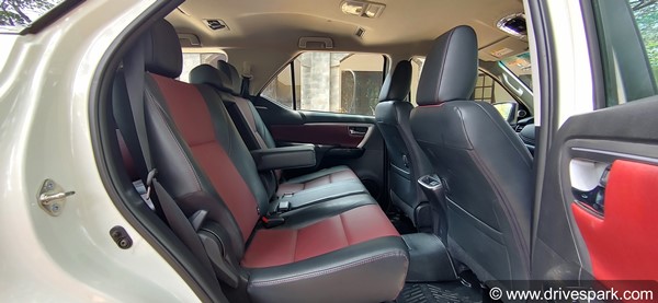 Toyota Fortuner Legender 4X4 भारत में 42.33 लाख रुपये की कीमत में हुई लॉन्च, जानें इंजन, फीचर्स