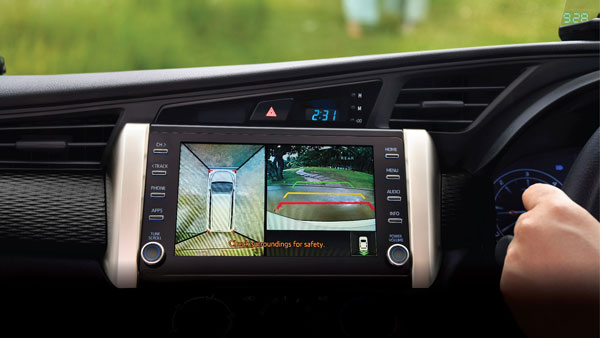 Toyota Innova Crysta लिमिटेड एडिशन हुई लाॅन्च, कीमत 17.18 लाख रुपये से शुरू