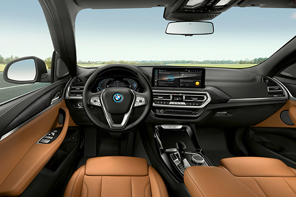 नई BMW X3 Facelift अगले साल की शुरुआत में हो सकती है लॉन्च, जानें क्या मिलने वाला है अपडेट