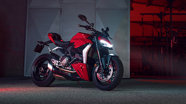 Ducati Streetfighter V2 का हुआ खुलासा, 955cc इंजन के साथ मिलता है दमदार परफाॅर्मेंस