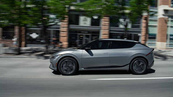 Kia EV9 इलेक्ट्रिक SUV का कल होगा खुलासा, जानें क्या होंगे फीचर्स और कितनी होगी रेंज