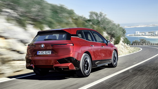 नई BMW iX ऑल-इलेक्ट्रिक SUV 13 दिसंबर को भारत में होगी लॉन्च, जानें क्या होने वाला है नया