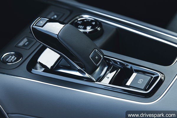 Citroen C5 Aircross की कीमत में हुई 1.40 लाख रुपये की बढ़ोतरी, अब इस कीमत पर मिलेगी ये एसयूवी