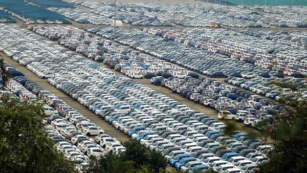 Maruti Suzuki एक बार फिर बढ़ा सकती है कारों की कीमत? जानें कंपनी ने क्या दिए संकेत