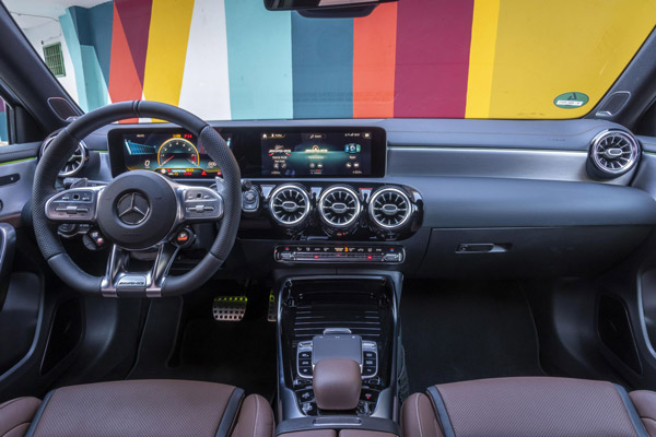 Mercedes AMG A 45 S: भारत में लाॅन्च होगी मर्सिडीज की सबसे शक्तिशाली हैचबैक कार, जानें फीचर्स