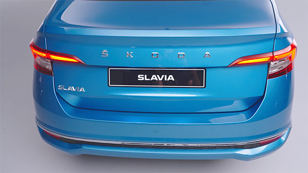 Skoda Slavia Review: स्कोडा की स्लाविआ का कैसा है लुक? वैरिएंट, फीचर्स, इंजन जानकारी