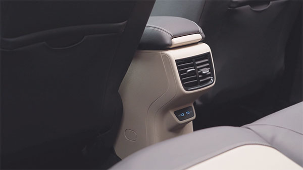 Skoda Slavia Review: स्कोडा की स्लाविआ का कैसा है लुक? वैरिएंट, फीचर्स, इंजन जानकारी